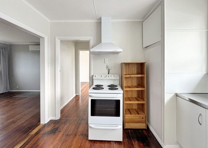  at 14 Egmont Street, Castlecliff, Whanganui, Manawatu / Whanganui