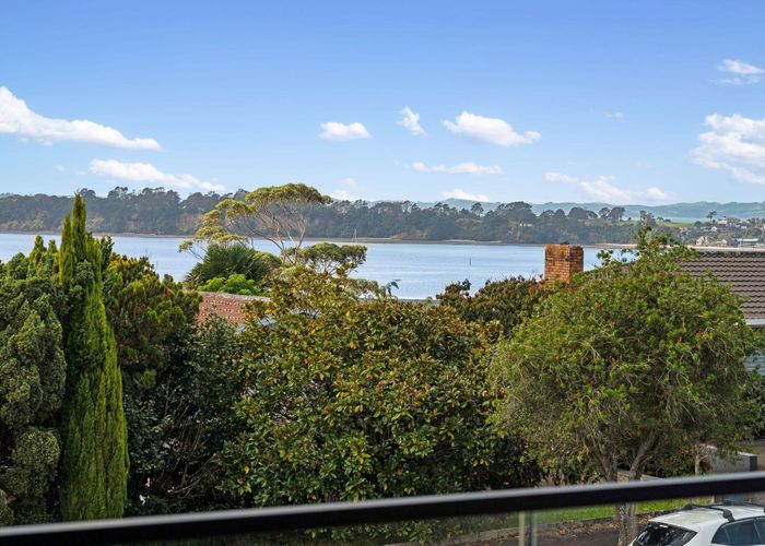  at 5 Vanessa Crescent, Glendowie, Auckland