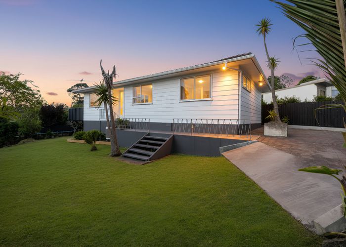  at 6 Hueglow Rise, West Harbour, Waitakere City, Auckland