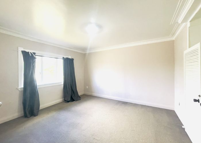  at 1/12 Tahi Terrace, Glen Eden, Waitakere City, Auckland