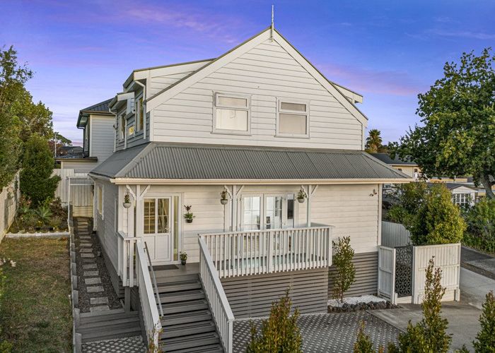  at 13 Kyle Road, Greenhithe, Auckland
