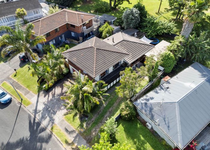  at 17 Pinehurst Place, Wattle Downs, Manukau City, Auckland