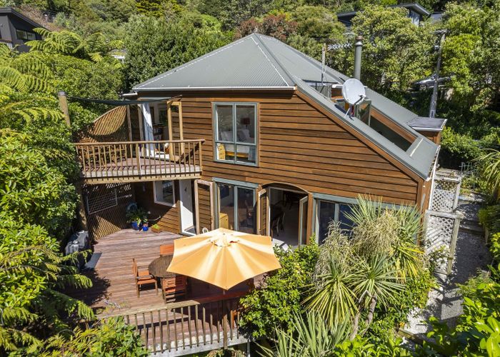  at 41 Rona Street, Eastbourne, Lower Hutt, Wellington