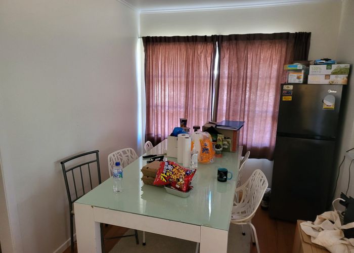  at 26 Wilsher Crescent, Henderson, Waitakere City, Auckland