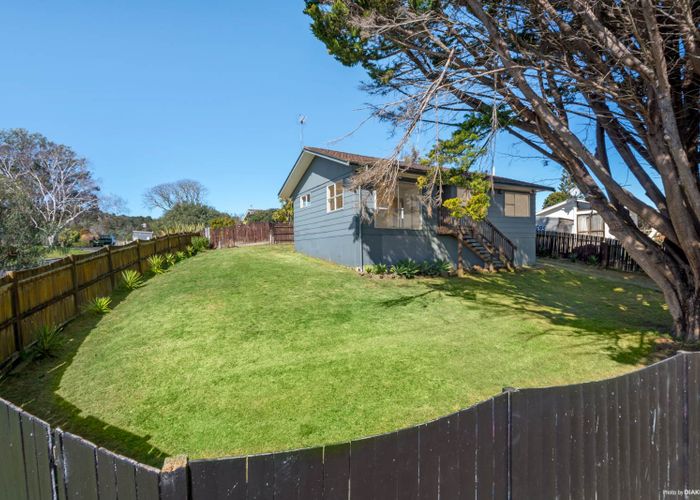  at 8 Galilee Avenue, Red Hill, Papakura