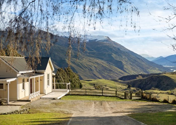  at 108 Eastburn Road, Crown Terrace, Queenstown-Lakes, Otago