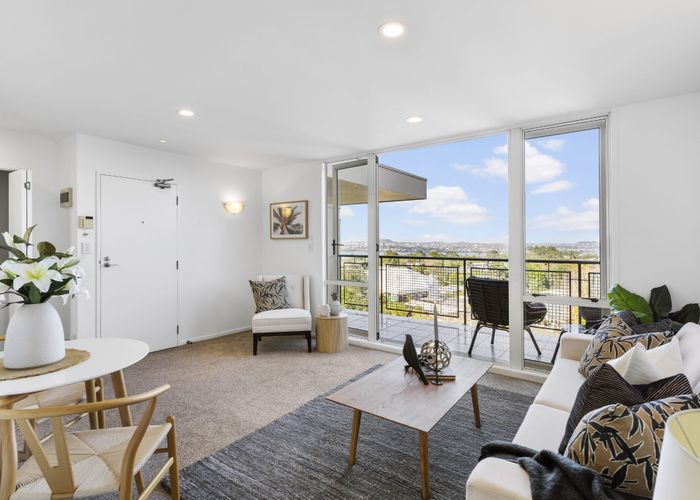  at 9/166 Mokoia Road, Chatswood, Auckland