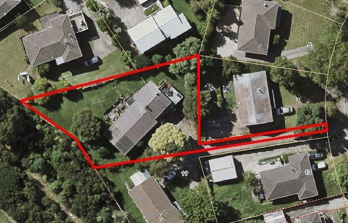  at 9 Tahu Crescent, Sunnynook, Auckland
