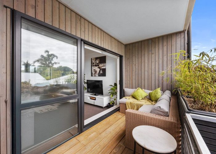  at 500C Te Atatu Road, Te Atatu Peninsula, Waitakere City, Auckland