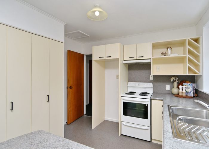  at 18 Chipping Lane, Redwood, Christchurch City, Canterbury