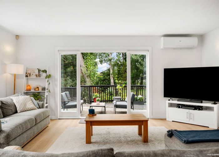  at 10 Blakewell Place, Beachlands, Manukau City, Auckland