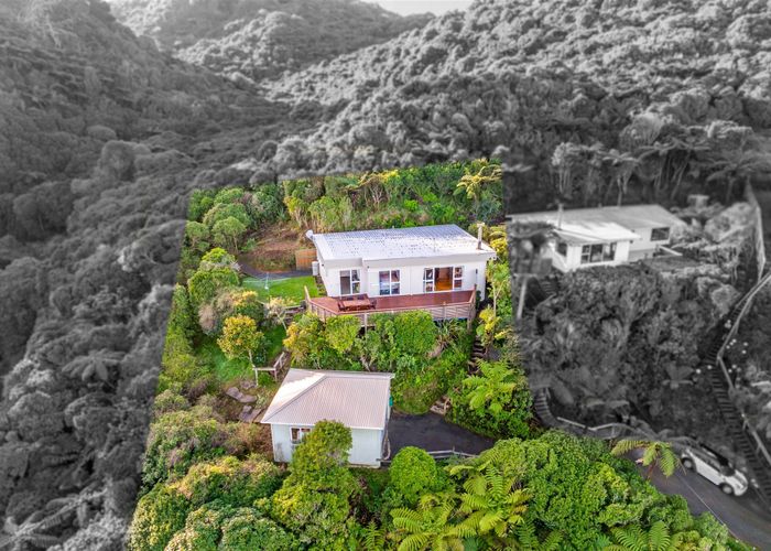  at 40 Akatea Road, Korokoro, Lower Hutt