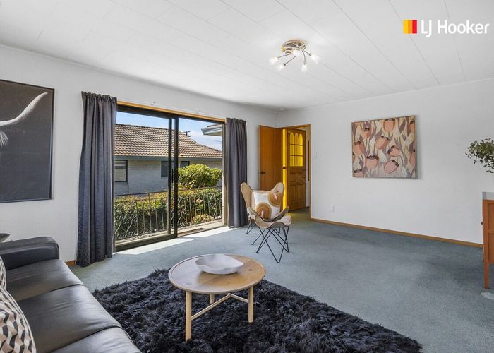  at 5 Stanley Street, Kenmure, Dunedin