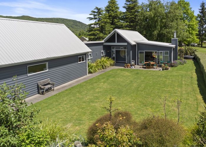  at 2 Seagers Close, Taupo