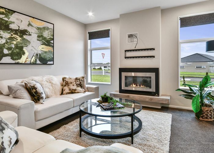  at 2 Parkgrove Crescent, Pokeno