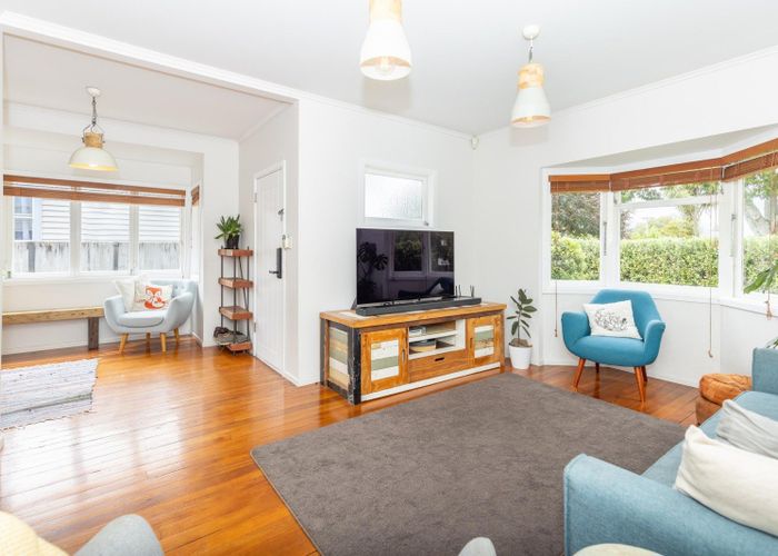  at 31 Firth Street, Hamilton East, Hamilton
