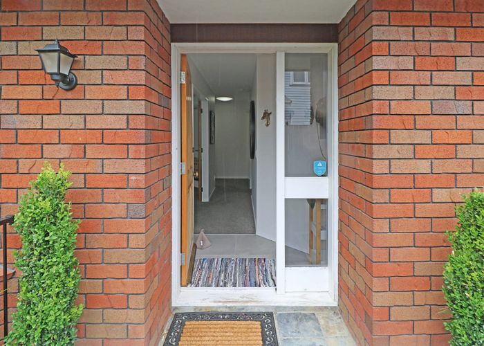  at 2/34 Garden Road, Avalon, Lower Hutt