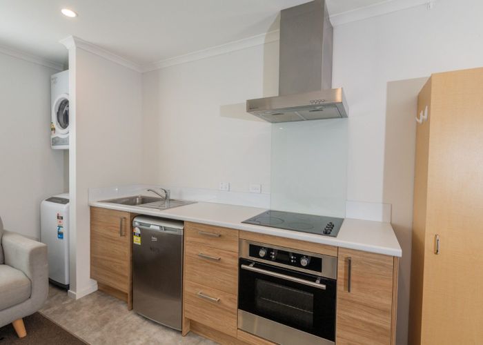  at 4/9 Hibiscus Avenue (Room D), Hamilton Lake, Hamilton, Waikato