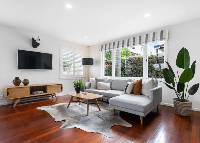  at 64 Oakdale Road, Mount Roskill, Auckland