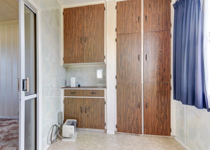  at 12 Falkland Street, Whanganui East, Whanganui, Manawatu / Whanganui