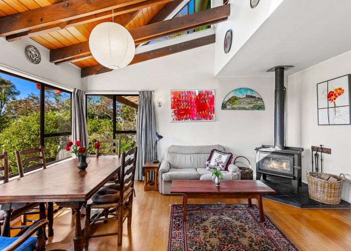  at 9 Vaughan Road, Okura, North Shore City, Auckland