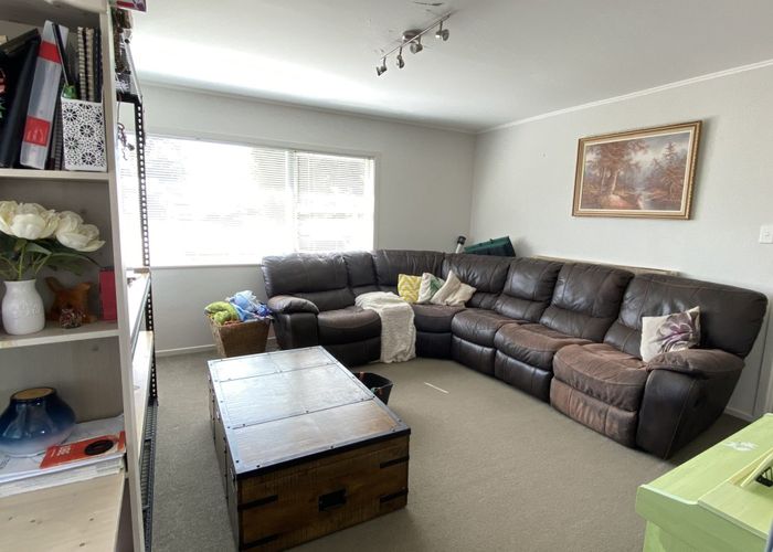 at 66 Blakeborough Drive, Forrest Hill, North Shore City, Auckland