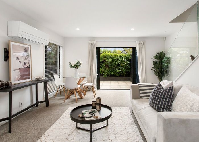  at 119c Rossall Street, Merivale, Christchurch City, Canterbury