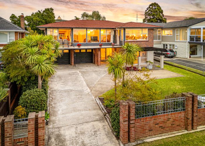  at 76 Jaemont Avenue, Te Atatu South, Waitakere City, Auckland