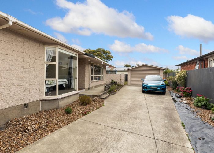  at 16 Dunstan Crescent, Hornby, Christchurch City, Canterbury