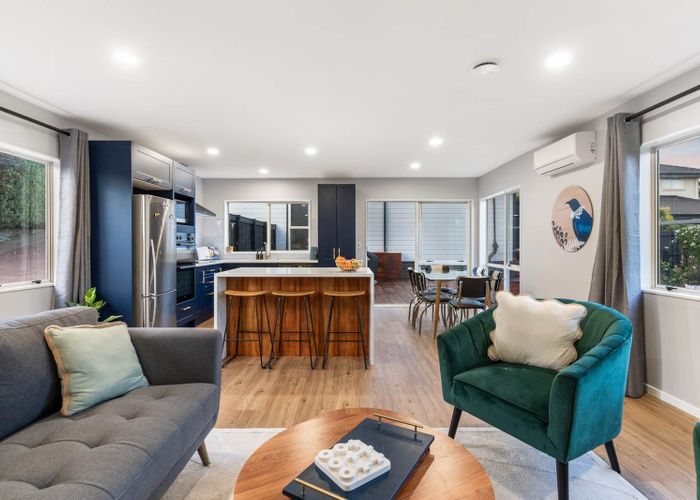  at 19I Paparoa Road, Cockle Bay, Manukau City, Auckland