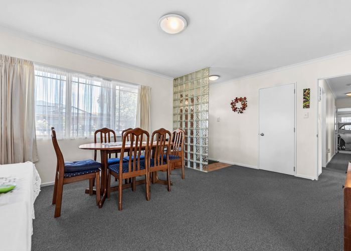  at 4 Hawkley Close, Flat Bush, Auckland