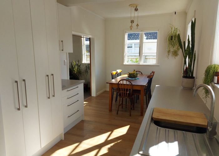 at 5 Hood Avenue, Heretaunga, Upper Hutt, Wellington