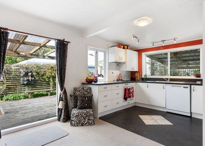  at 98 Awapuni Road, Awapuni, Gisborne