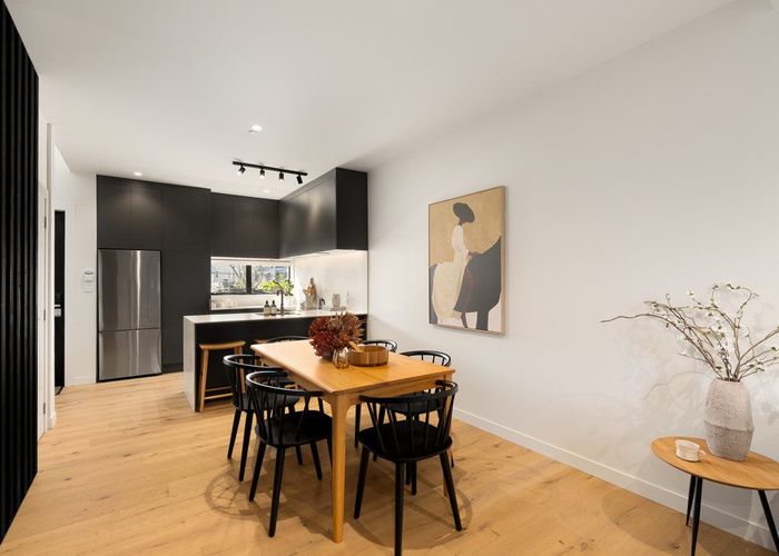  at 4/11 Western Springs Road, Kingsland, Auckland City, Auckland