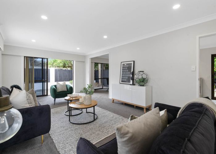  at 2/22 Beaumaris Way, Conifer Grove, Papakura, Auckland