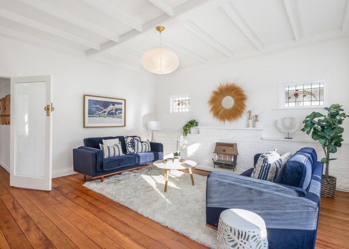  at 52 Puru Crescent, Lyall Bay, Wellington