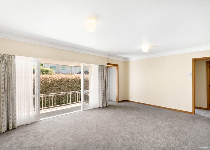 at 3/18 Tawa Road, Onehunga, Auckland