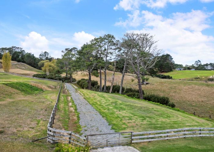 at 8 Pinestead Reach, Stillwater, Rodney, Auckland