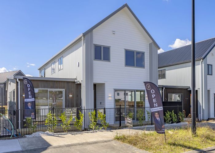  at 2 Kartolina Crescent, Kumeu, Rodney, Auckland