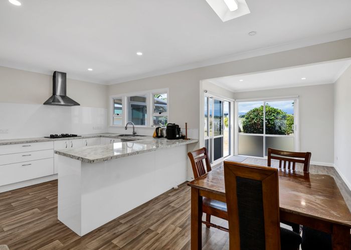  at 5784 South Road, Opunake, South Taranaki, Taranaki