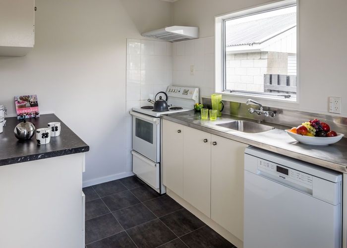  at 305A  Oxford Terrace, Avalon, Lower Hutt, Wellington