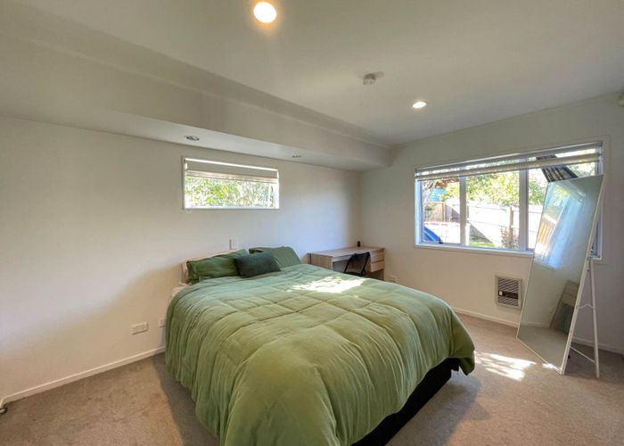  at 33A Cedar Heights Avenue, Massey, Waitakere City, Auckland