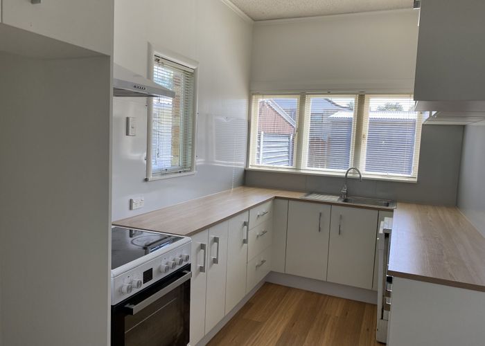  at 17 Verel Street, Fairfield, Hamilton