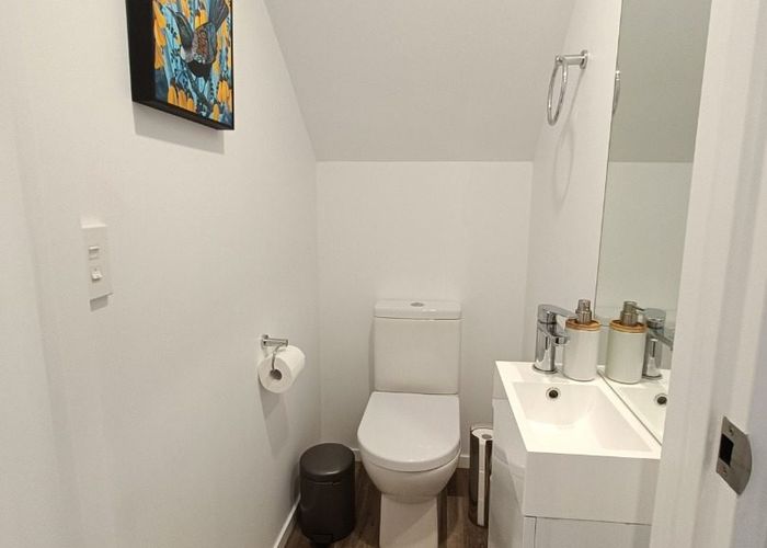  at 1/18 Titoki Street, Te Atatu Peninsula, Waitakere City, Auckland
