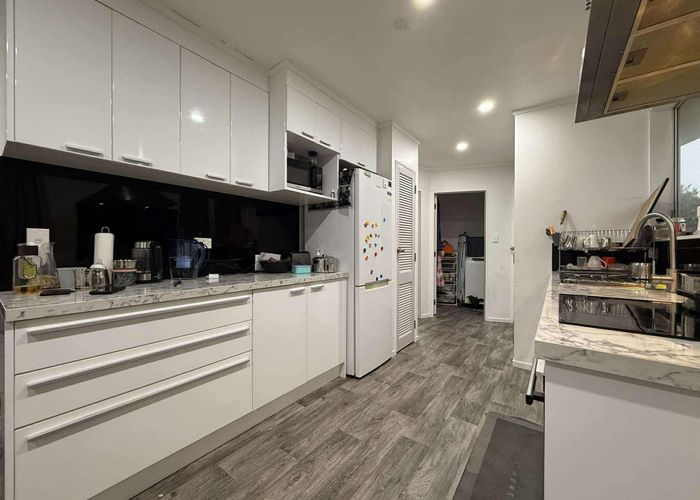  at 18 Thimble Lane, Whitby, Porirua, Wellington