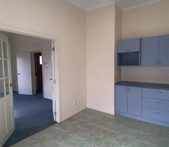  at 16 Botanical Road, Takaro, Palmerston North, Manawatu / Whanganui