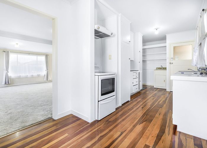  at 5 Griffiths Place, Claudelands, Hamilton