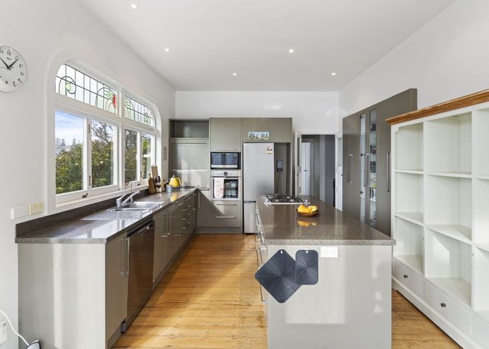  at 105 Bell Road, Remuera, Auckland