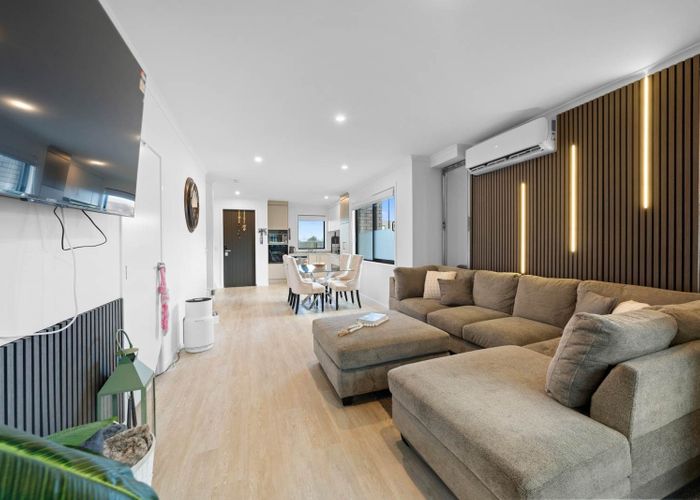  at 102 Te Tihi Street, Wiri, Manukau City, Auckland