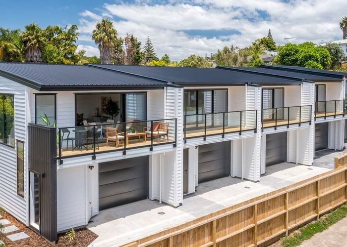  at 52B Lauderdale Road, Birkdale, Auckland